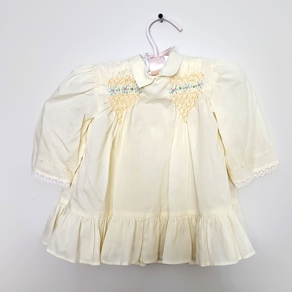 Polly flinders Yellow smocked dress